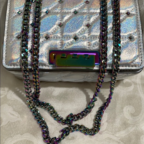 Zac Zac Posen Iridescent Small Earthette - Picture 11 of 13